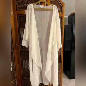 🛍🛍🛍 Lularoe Elegant Shirley 🛍🛍🛍